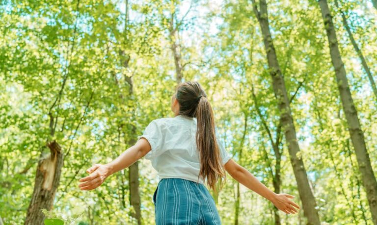Qué actividades hacer en un picnic con amigos 36 aire libre