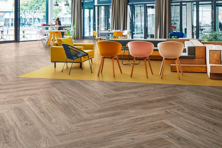 Cómo elegir un piso porcelanato símil madera con textura adecuada 47 porcelanato simil